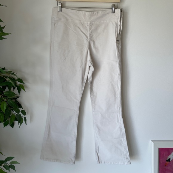 NEW Free People In My Feelings Velvet Crop Slim Flare Pants - Picture 10 of 15